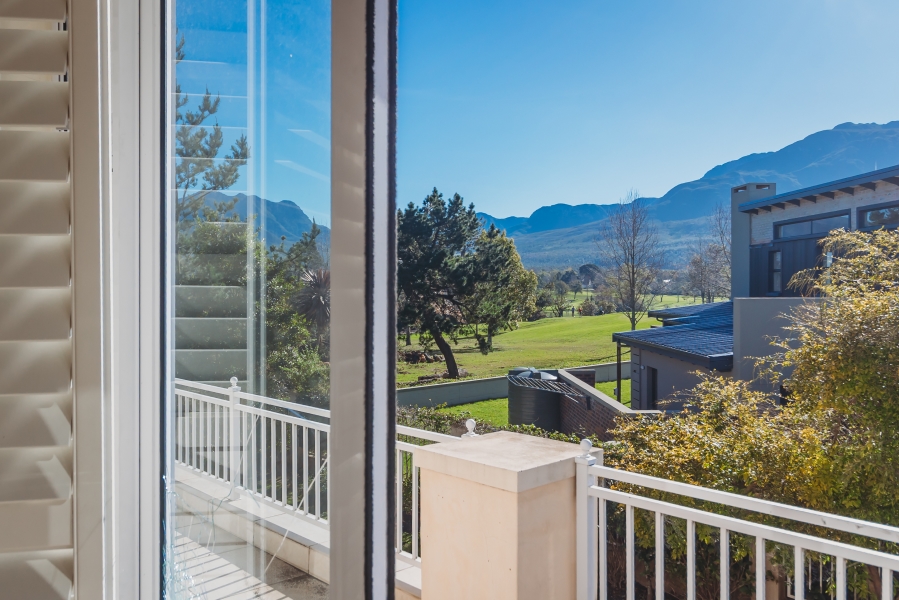 4 Bedroom Property for Sale in King George Park Western Cape